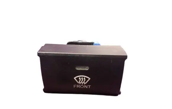Hyundai Santa Fe Windscreen/window heater switch 
