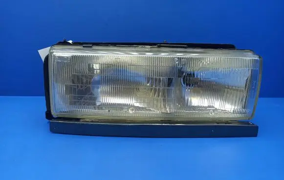 Cadillac Eldorado Headlight/headlamp 16508724