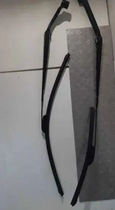Nissan Leaf II (ZE1) Windshield/front glass wiper blade 