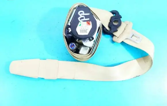 Skoda Superb B6 (3T) Front seatbelt 3T1857702 IMPRK1209135