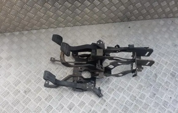 Ford Galaxy Pedal assembly 