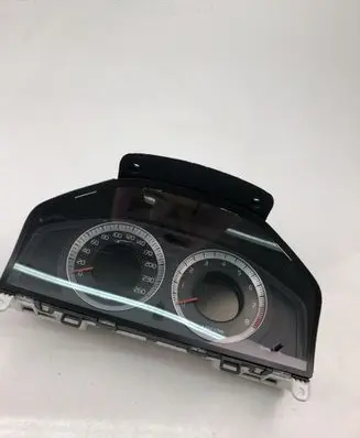 Volvo V70 Speedometer (instrument cluster) 31270366AA