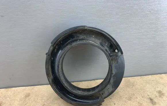 BMW 7 F01 F02 F03 F04 Front coil spring rubber mount 6775582 31336775582