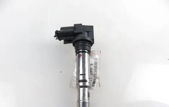 Volkswagen Polo IV 9N3 High voltage ignition coil R0401S00400