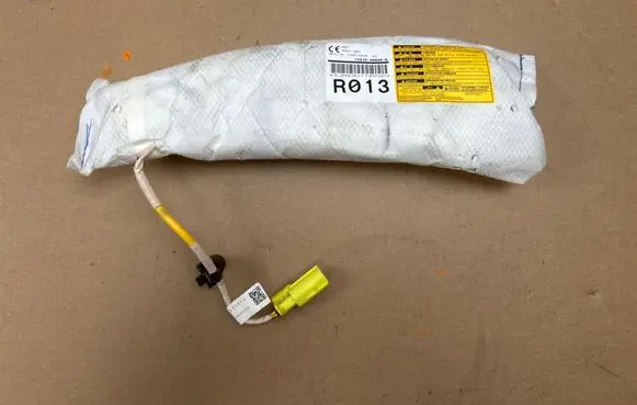 Lexus GS 250 350 300H 450H Seat airbag 7391030090B