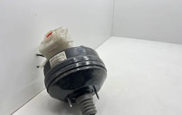 BMW 1 F20 F21 Brake booster 6798425 22201896343 0204745095