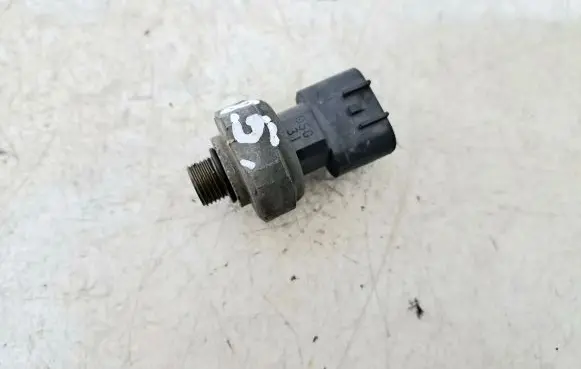 Air conditioning (A/C) pressure sensor