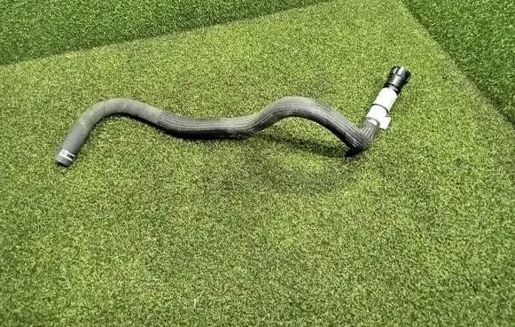 Peugeot Boxer Engine coolant pipe/hose 1385875080 8627