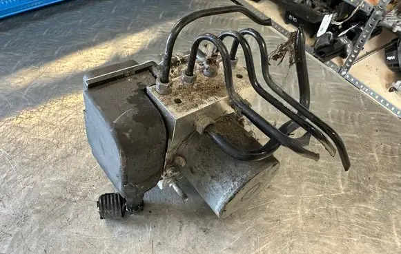 Peugeot 3008 I ABS Pump 0265951326 00604K1070 0265951326085