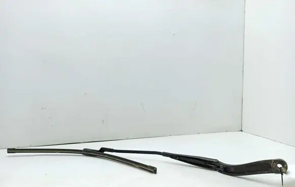 Renault Trafic III (X82) Front wiper blade arm 97036203