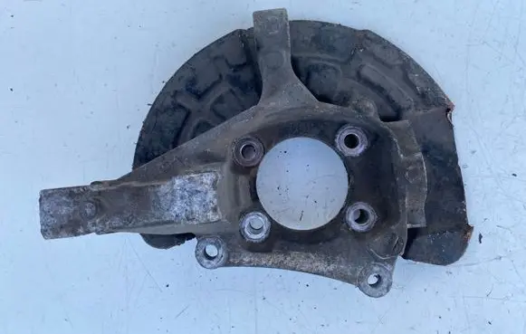 Volvo S80 Front wheel hub 9461944