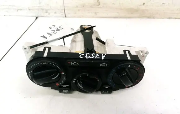 Nissan Note (E11) Climate control unit N103009C 070717