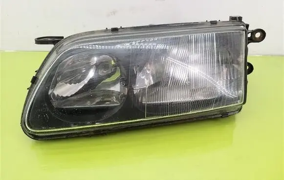 Mazda 626 Headlight/headlamp 1305623043