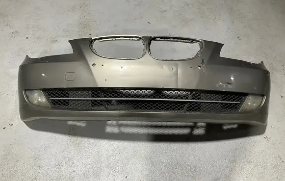 BMW 5 E60 E61 Front bumper 050306358Z