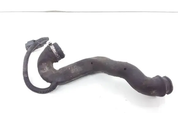 Volvo S80 Breather/breather pipe/hose 30788009