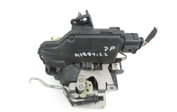 Audi A6 S6 C5 4B Front door lock 4B1837016B