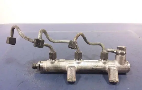 Audi A7 S7 4G Fuel main line pipe