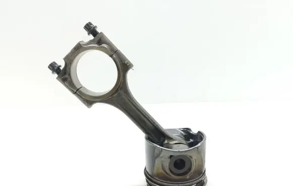 Volvo XC90 Piston with connecting rod 811118