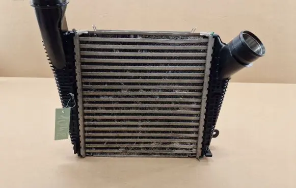 Porsche Panamera (971) Intercooler radiator