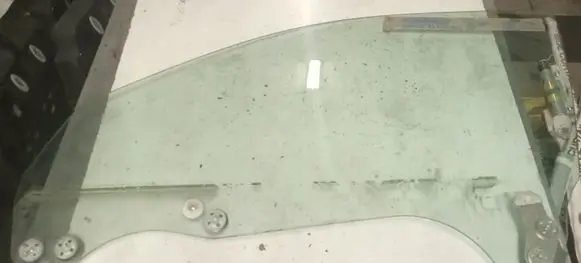 Subaru Legacy Front triangle window/glass 