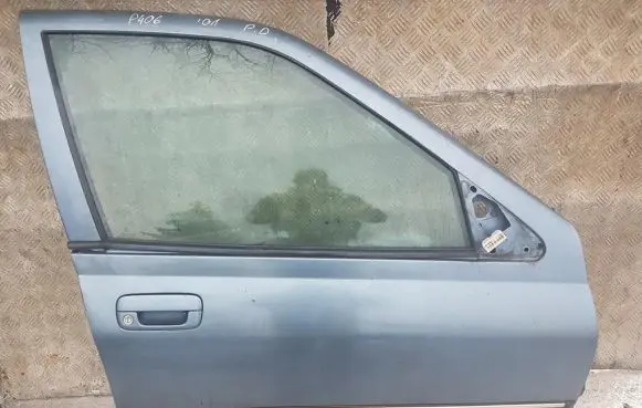 Peugeot 406 Front door