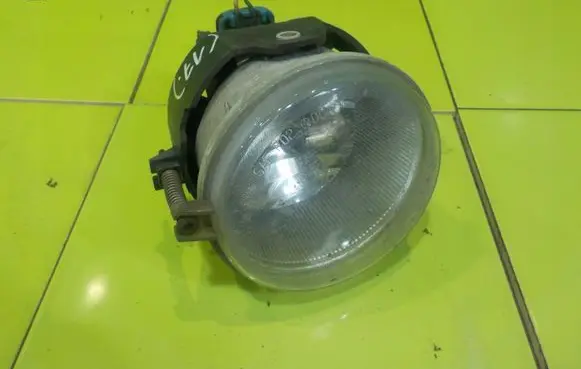 Chrysler Sebring (JS) Front fog light 04805857AA SP210