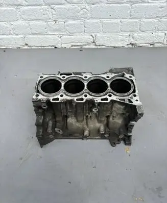 Toyota Avensis T250 Engine block 2AD
