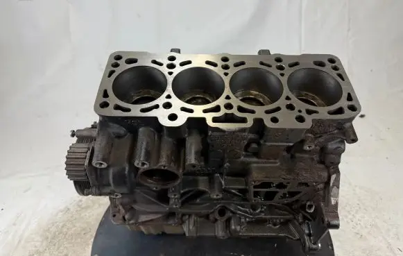 Volkswagen Transporter - Caravelle T5 Engine CFC