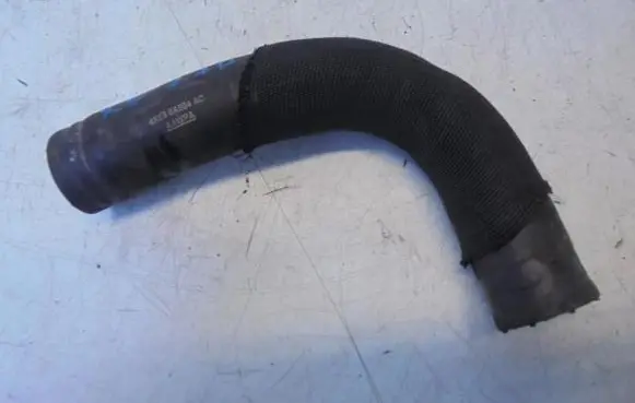 Jaguar XF X250 Engine coolant pipe/hose