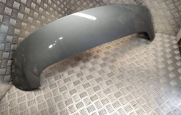 Tailgate/trunk spoiler