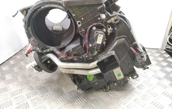 Citroen C4 III e-C4 Interior heater climate box assembly 9832603080 7015381000