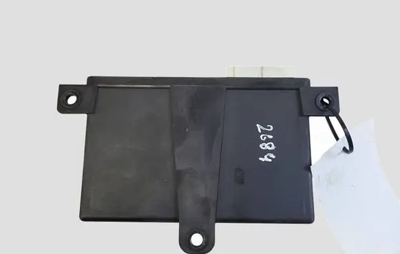 Jaguar XF X250 Hand brake control module 8W832C496AC 90044032 AA0315A100AC
