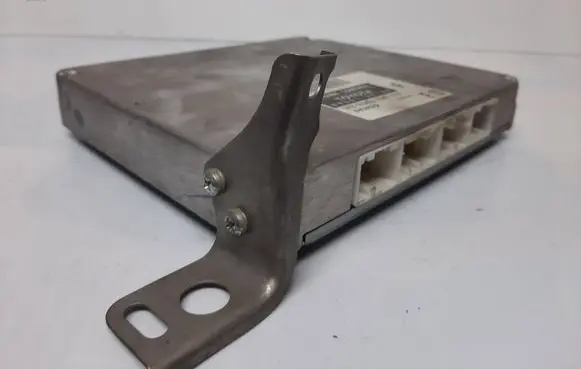 Toyota Corolla Verso AR10 Engine control unit/module 896610F100 1758007625 MB1758007625