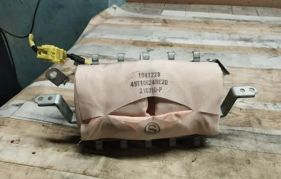 Lexus IS 220D-250-350 Passenger airbag 1041228