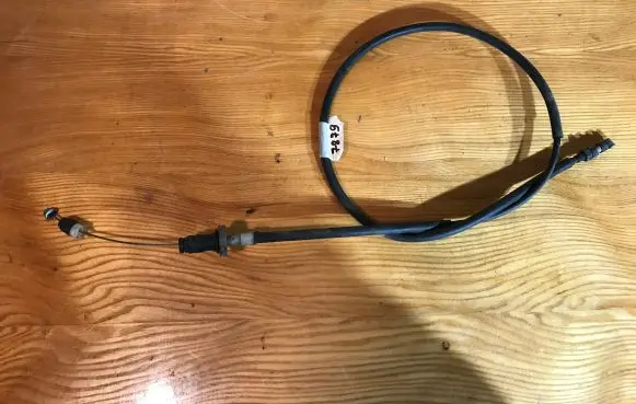 Peugeot 107 Throttle cable 
