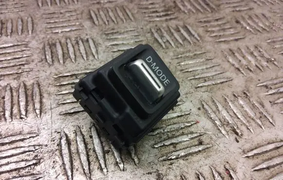 Nissan Juke II F16 Other switches/knobs/shifts