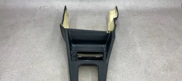 BMW 3 E30 Center console 1941830 51161941830 1884244