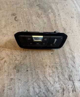 BMW X4M F98 Light switch 5A16B17 61315A16B17