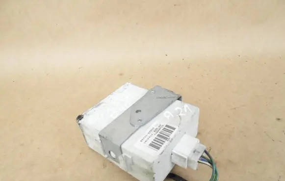Toyota Corolla Verso E121 Door central lock control unit/module 8974102050 73662712 03702