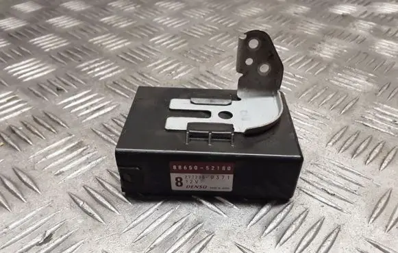 Toyota Yaris Climate control unit 8865052180 2772000371