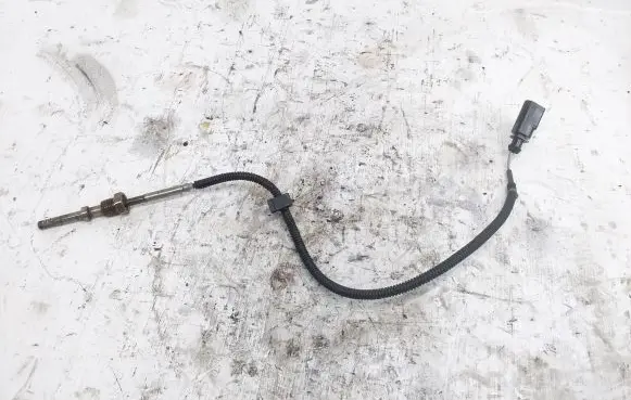Audi A4 Allroad B8 Exhaust gas temperature sensor 059906088AT