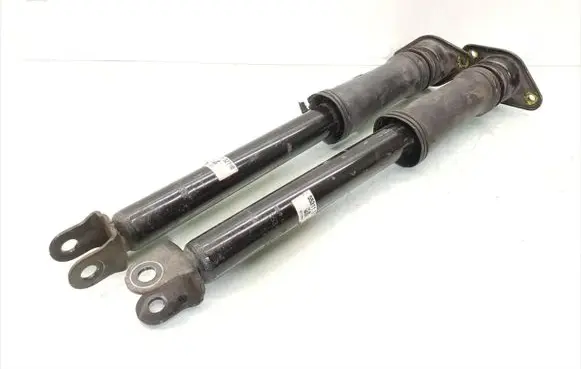Hyundai i40 Rear shock absorber/damper 55311-3Z710
