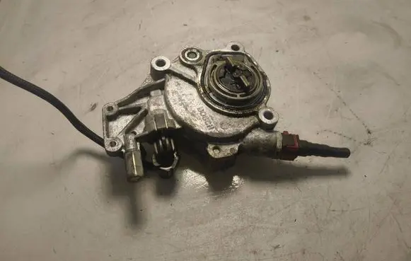 Land Rover Evoque I Vacuum pump 1A2205A