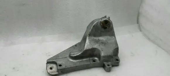 Mercedes-Benz SL R230 Engine mounting bracket A2732230804
