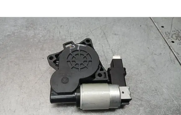 Mazda 6 Rear door window regulator motor TD784508