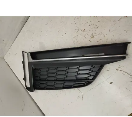 Audi A5 Front bumper lower grill 8W6807681F