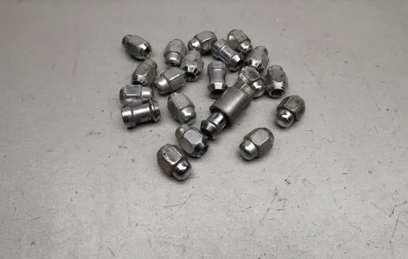 KIA Optima Nuts/bolts 