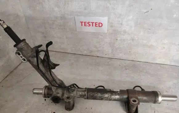 Opel Vivaro Steering rack F800001015