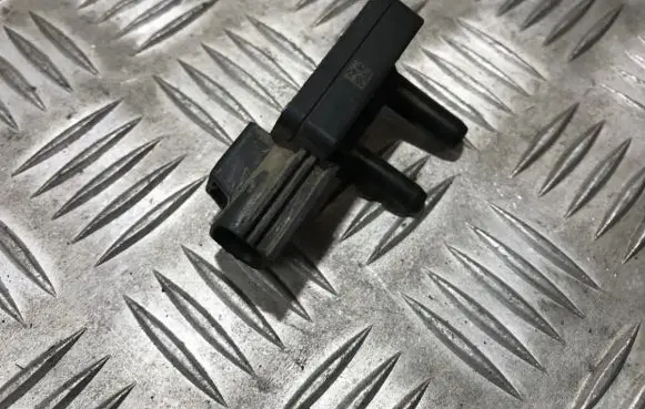 Exhaust gas pressure sensor