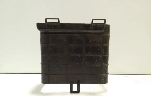 Volkswagen PASSAT B6 Battery box tray 1K0915336B